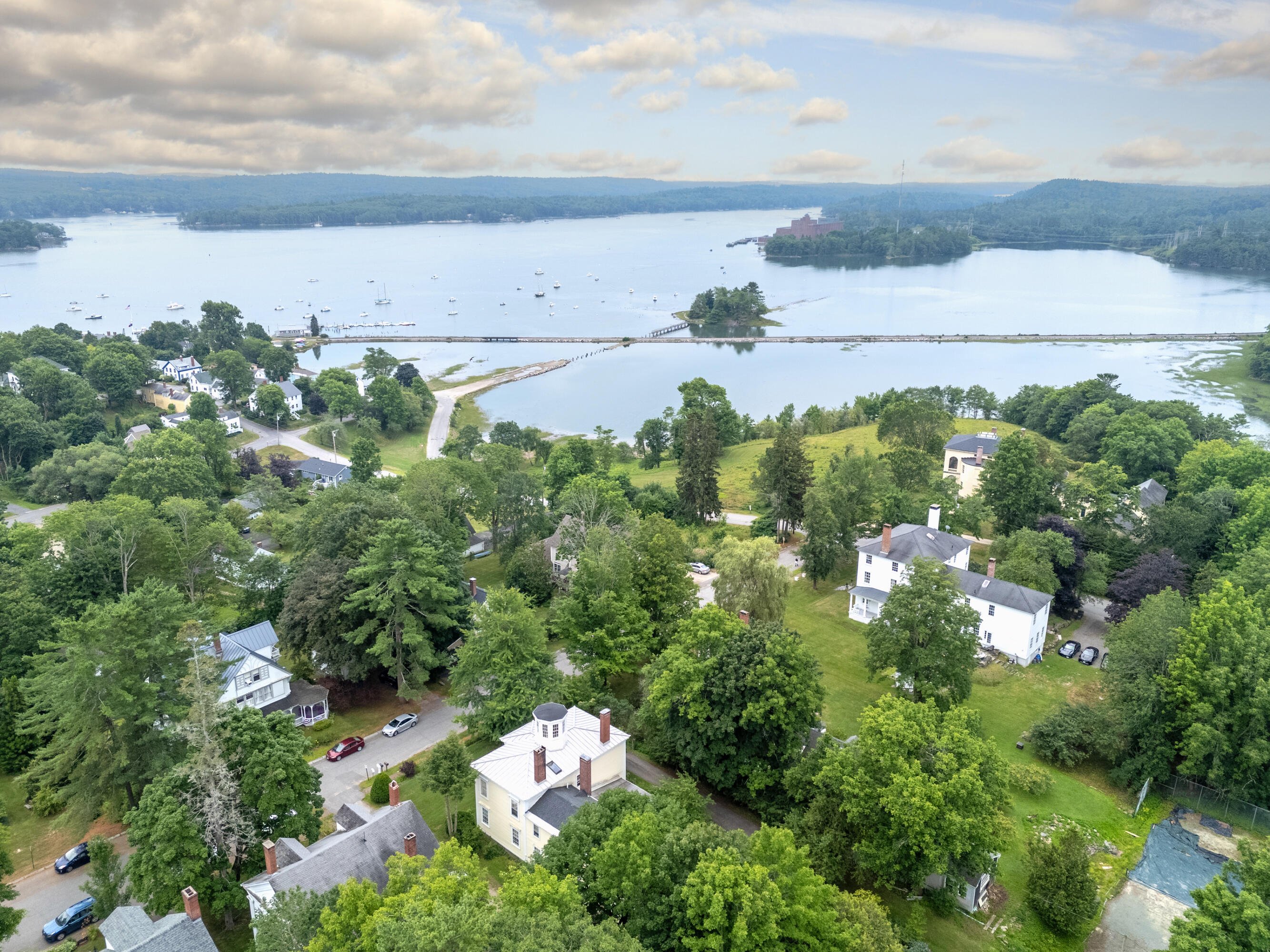 12 High Street Wiscasset ME 04578