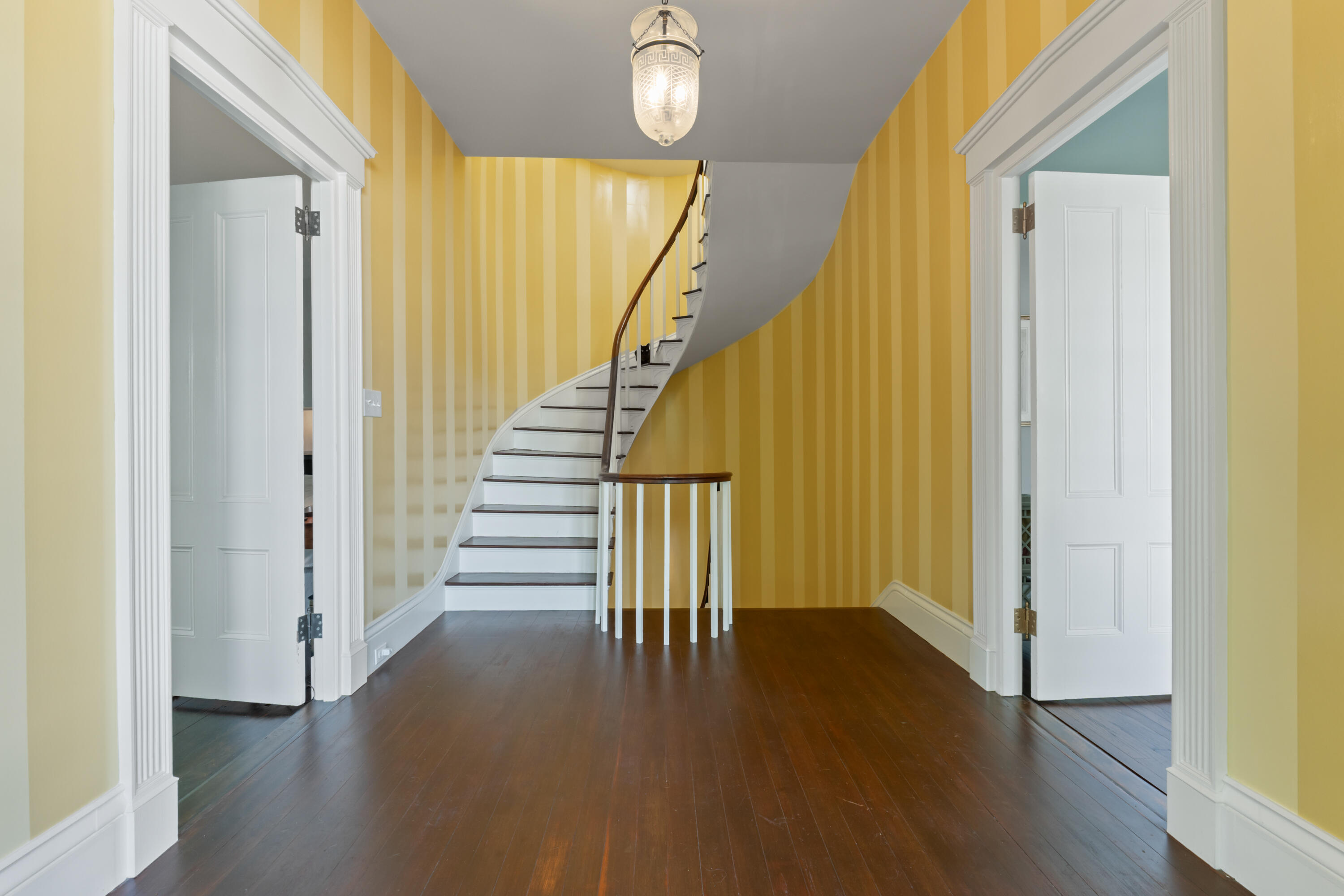 12 High Street Wiscasset ME 04578