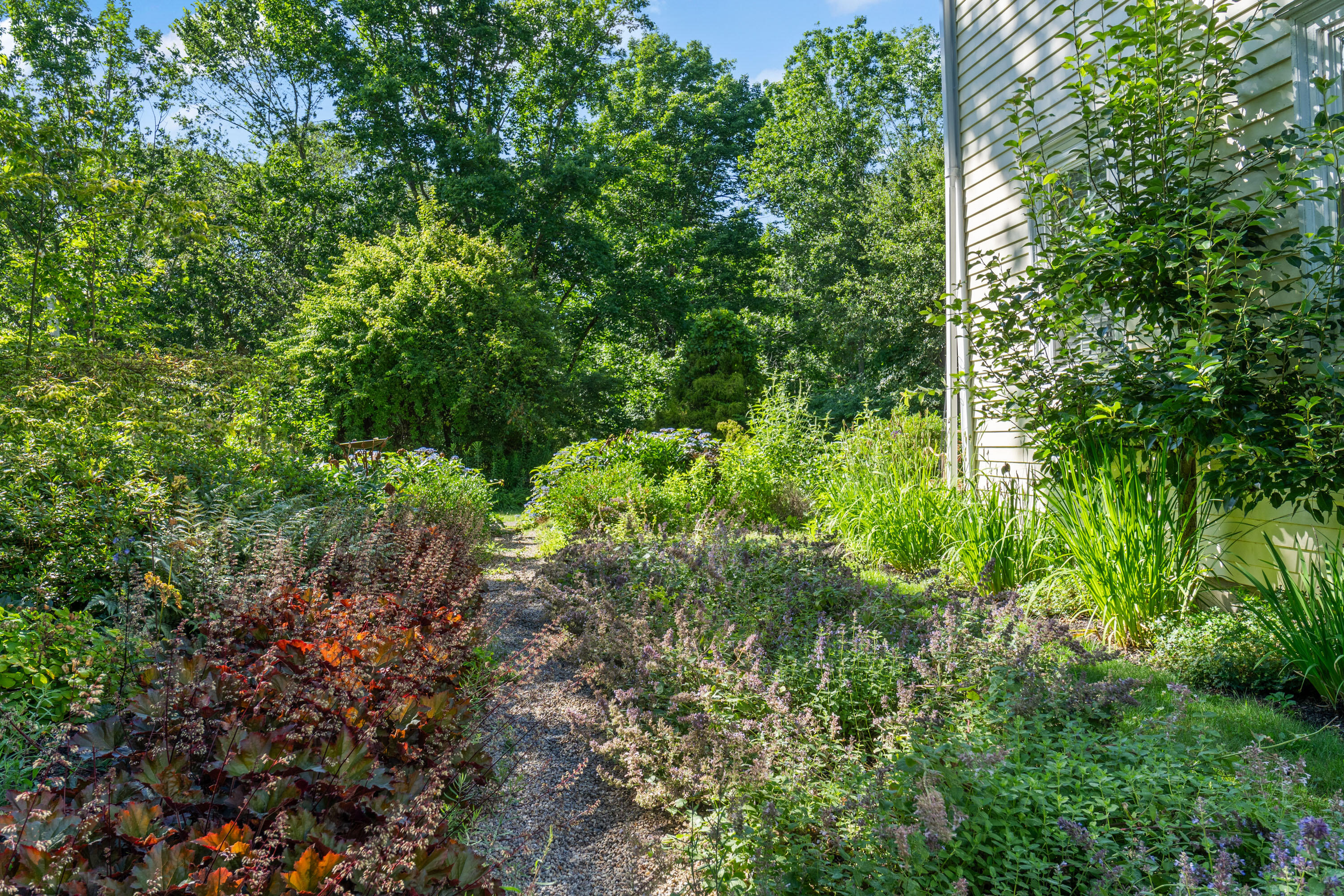 12 High Street Wiscasset ME 04578