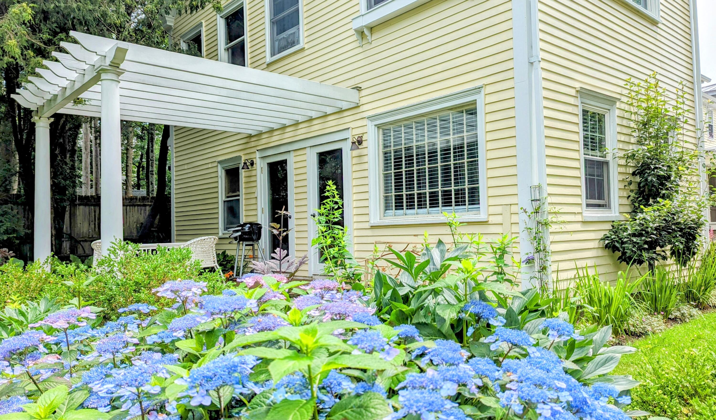 12 High Street Wiscasset ME 04578