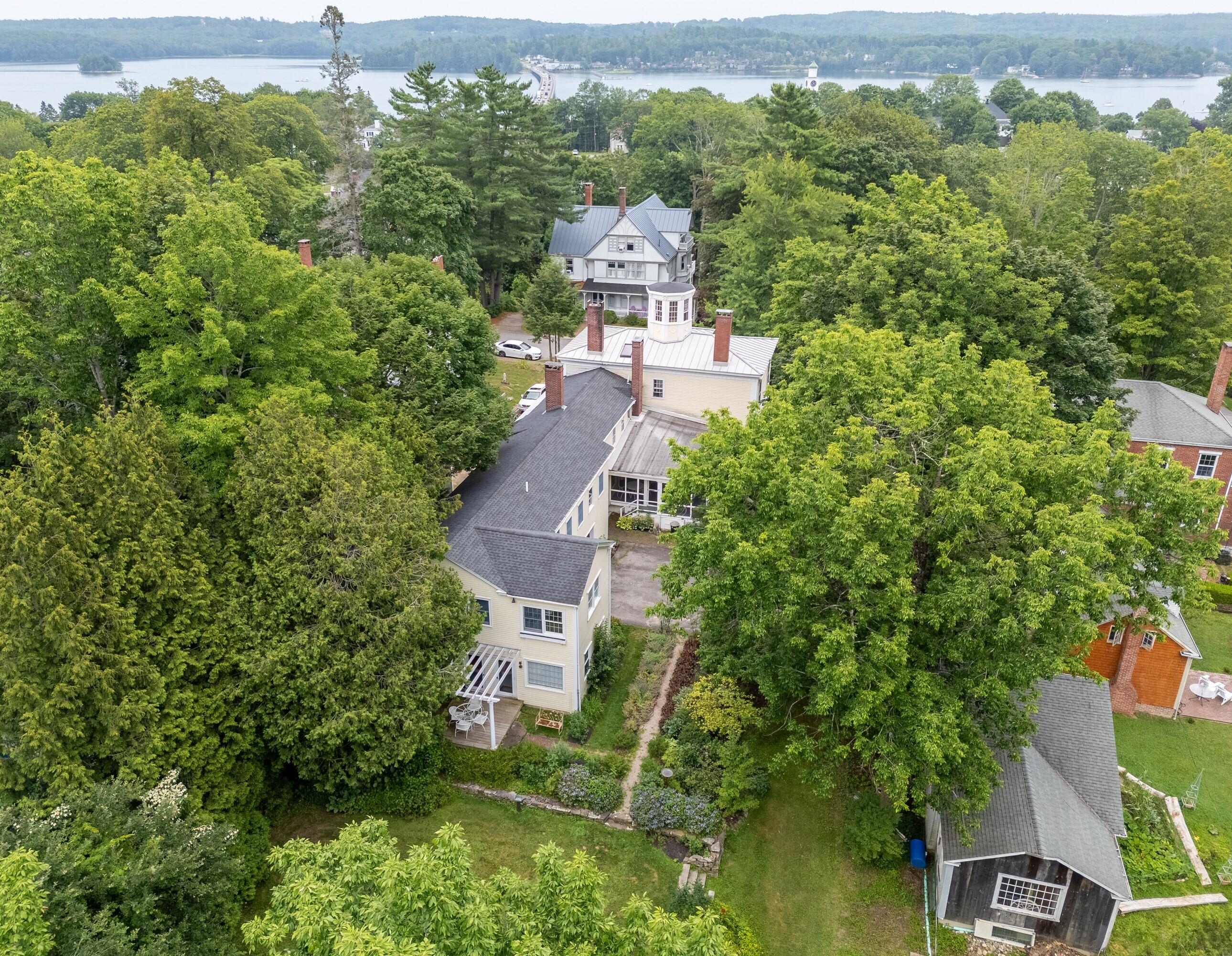 12 High Street Wiscasset ME 04578