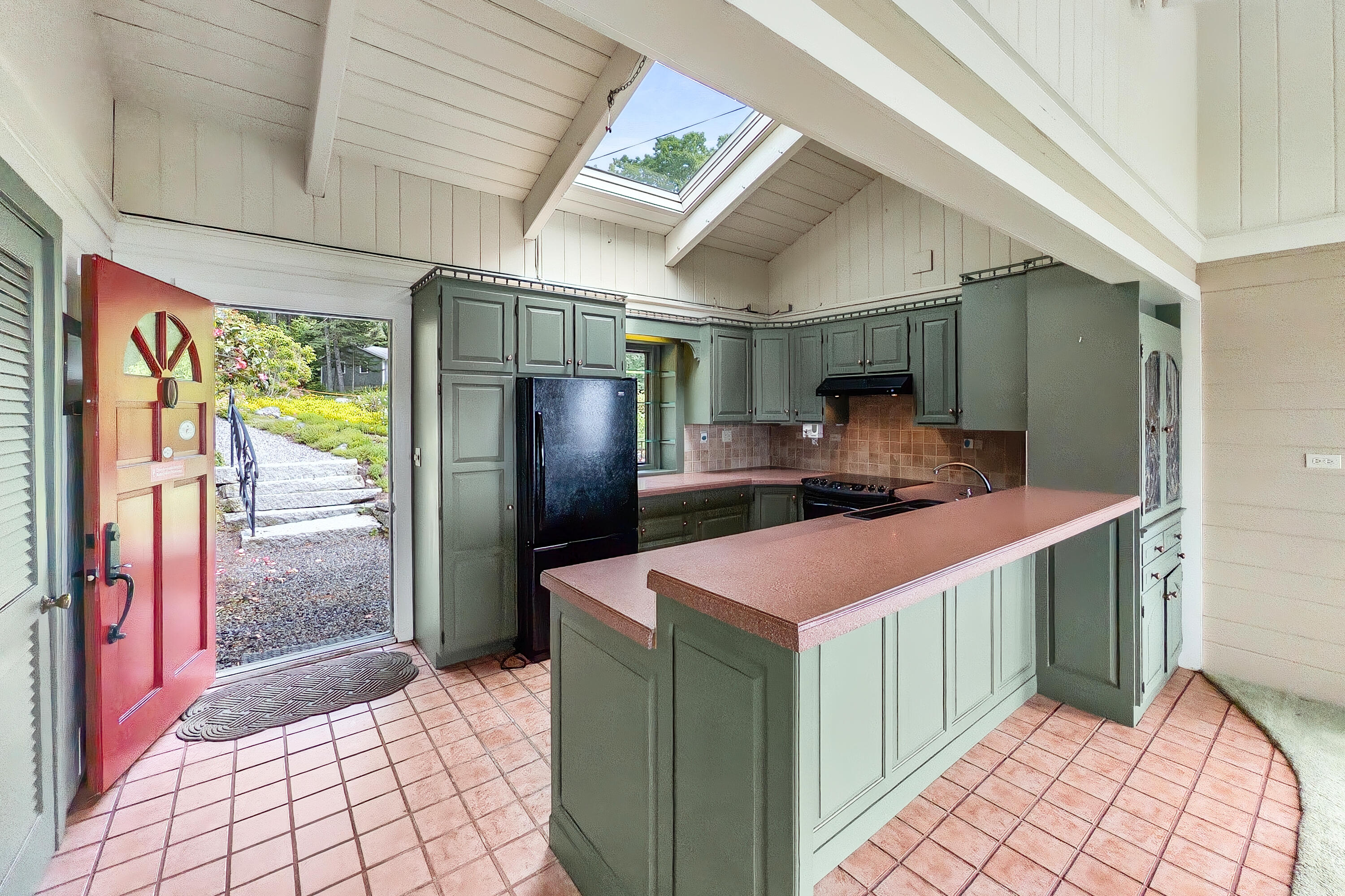 47 Barters Point Road Saint George ME 04860