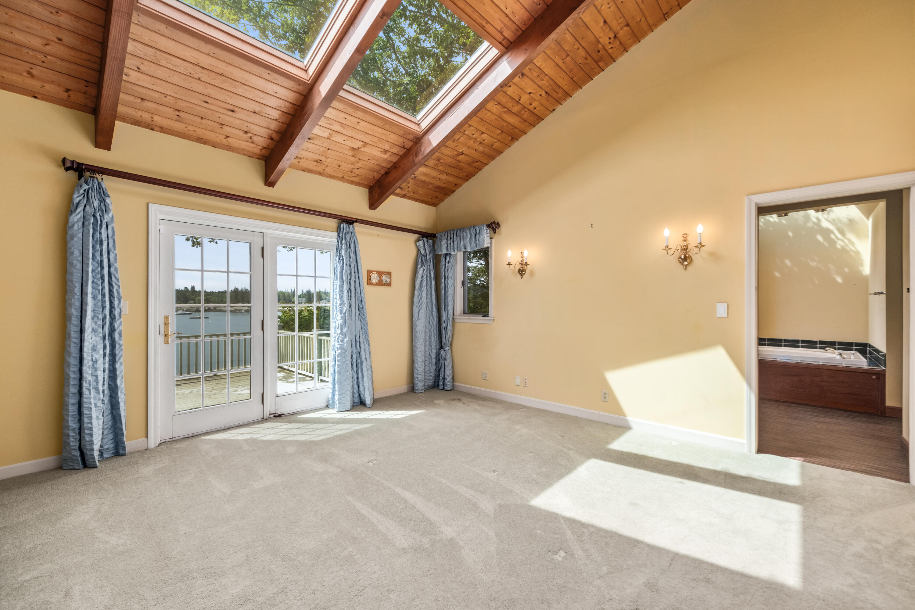 47 Barters Point Road Saint George ME 04860