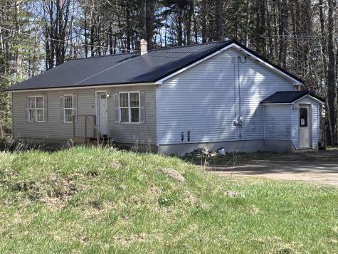 642 Stream Road Winterport ME 04496