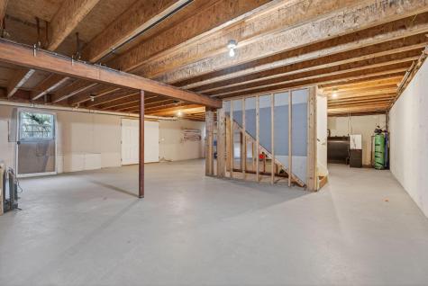 64 Moody Road Brunswick ME 04011