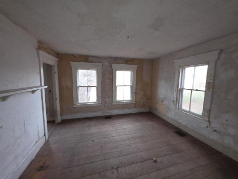 26 Mill Street Hartland ME 04943