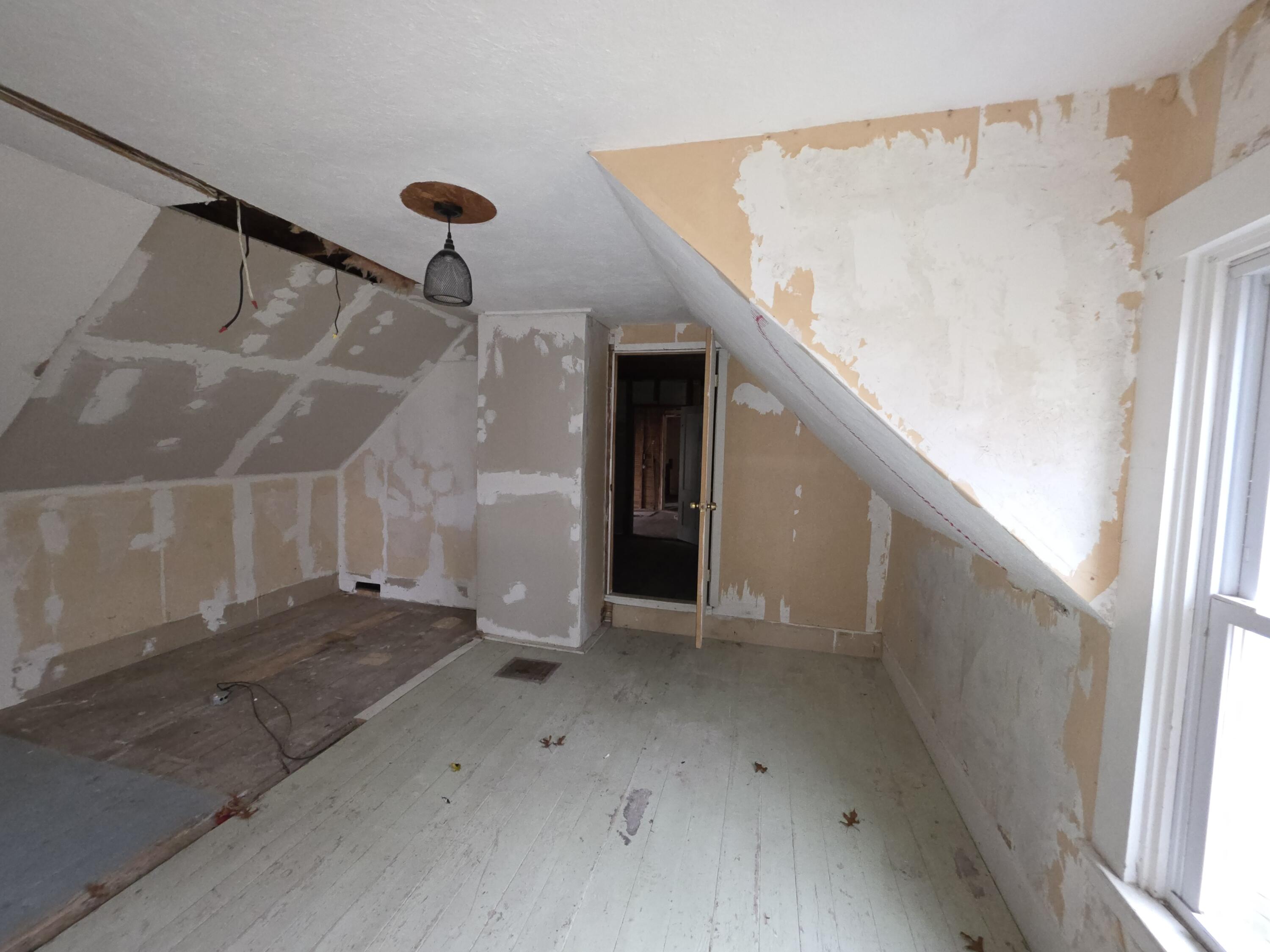 26 Mill Street Hartland ME 04943