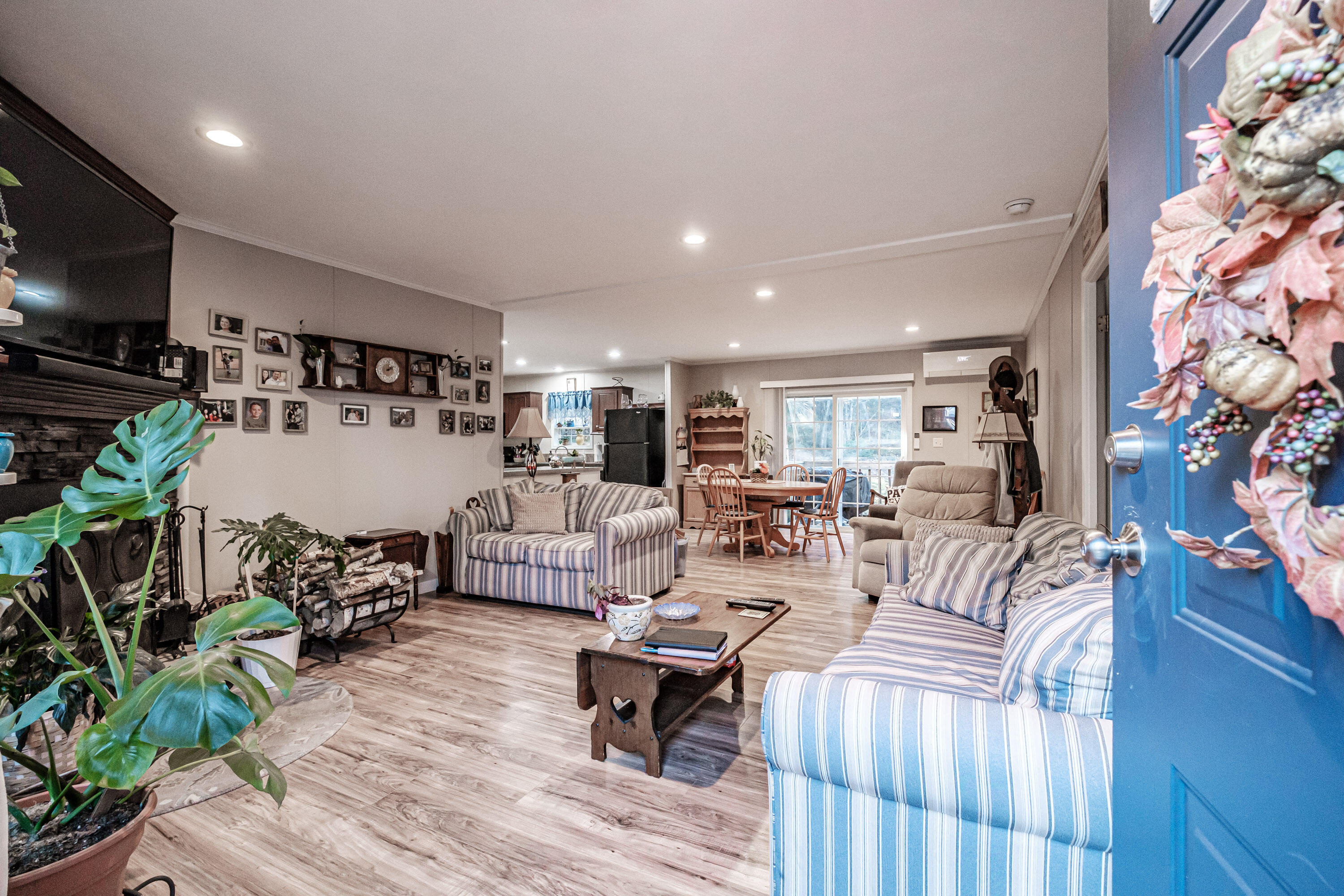 29 Rich Road Harrison ME 04040