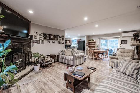 29 Rich Road Harrison ME 04040