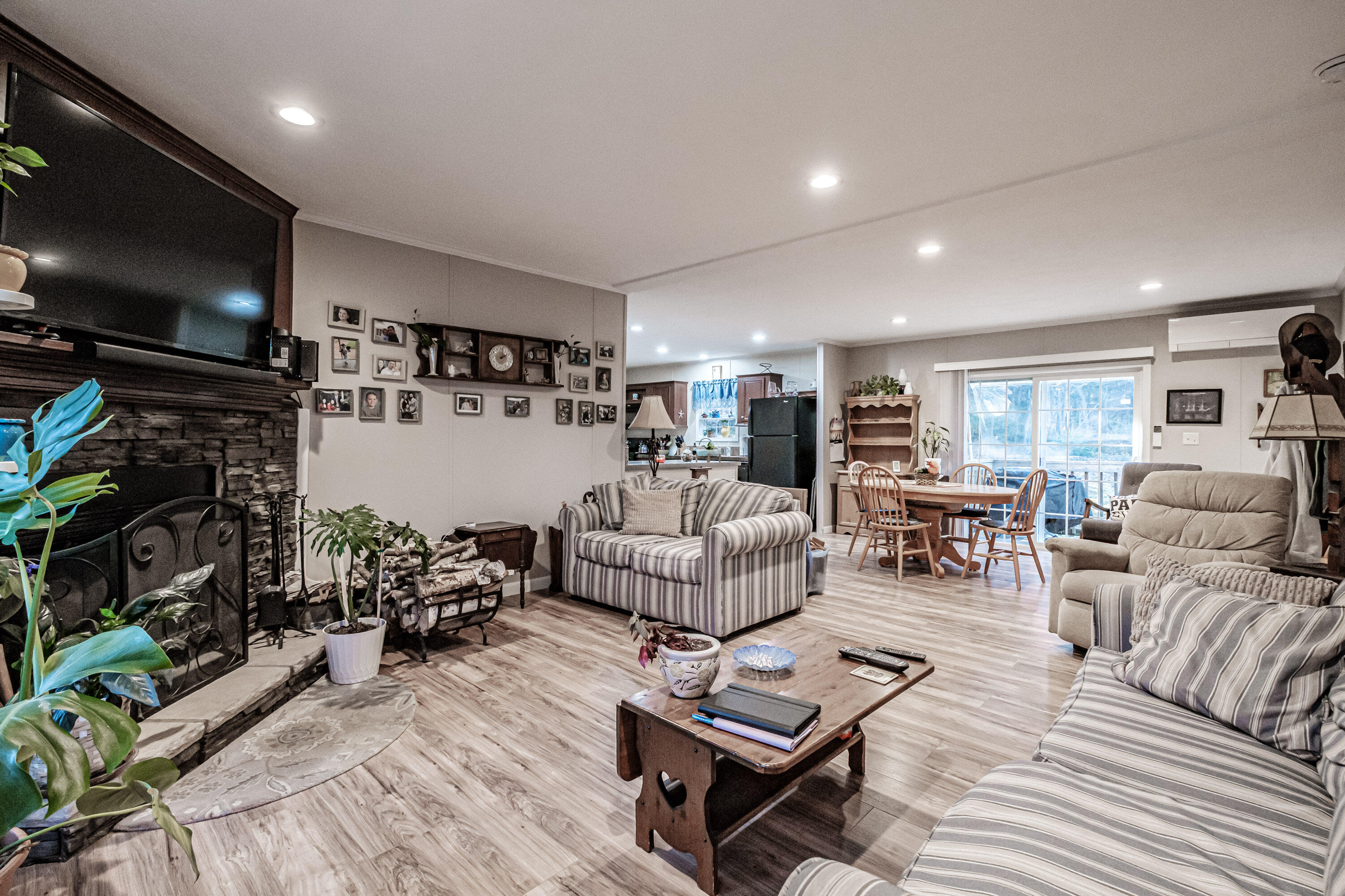 29 Rich Road Harrison ME 04040