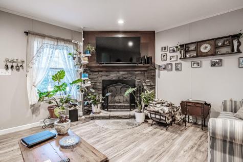 29 Rich Road Harrison ME 04040