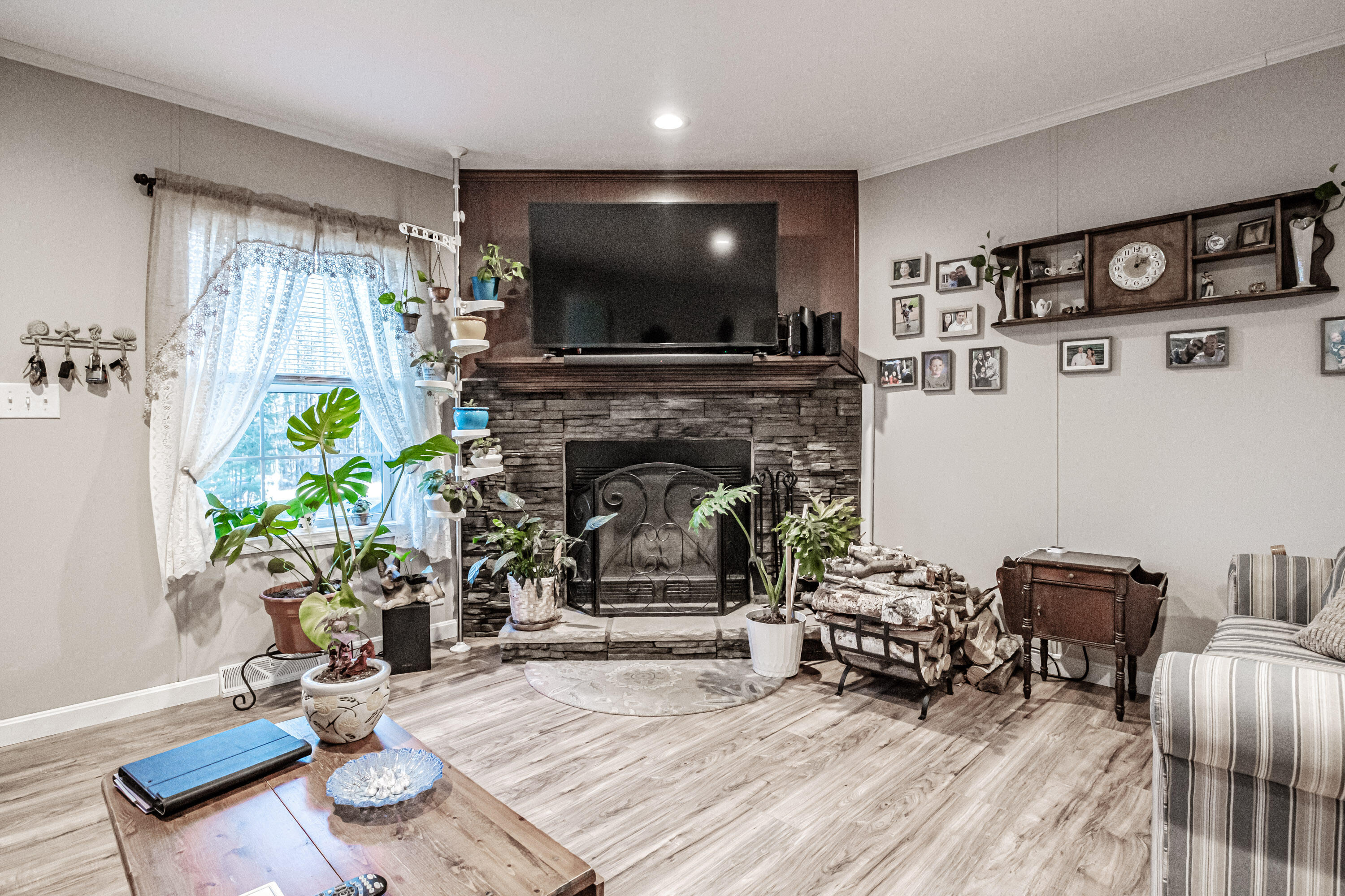 29 Rich Road Harrison ME 04040