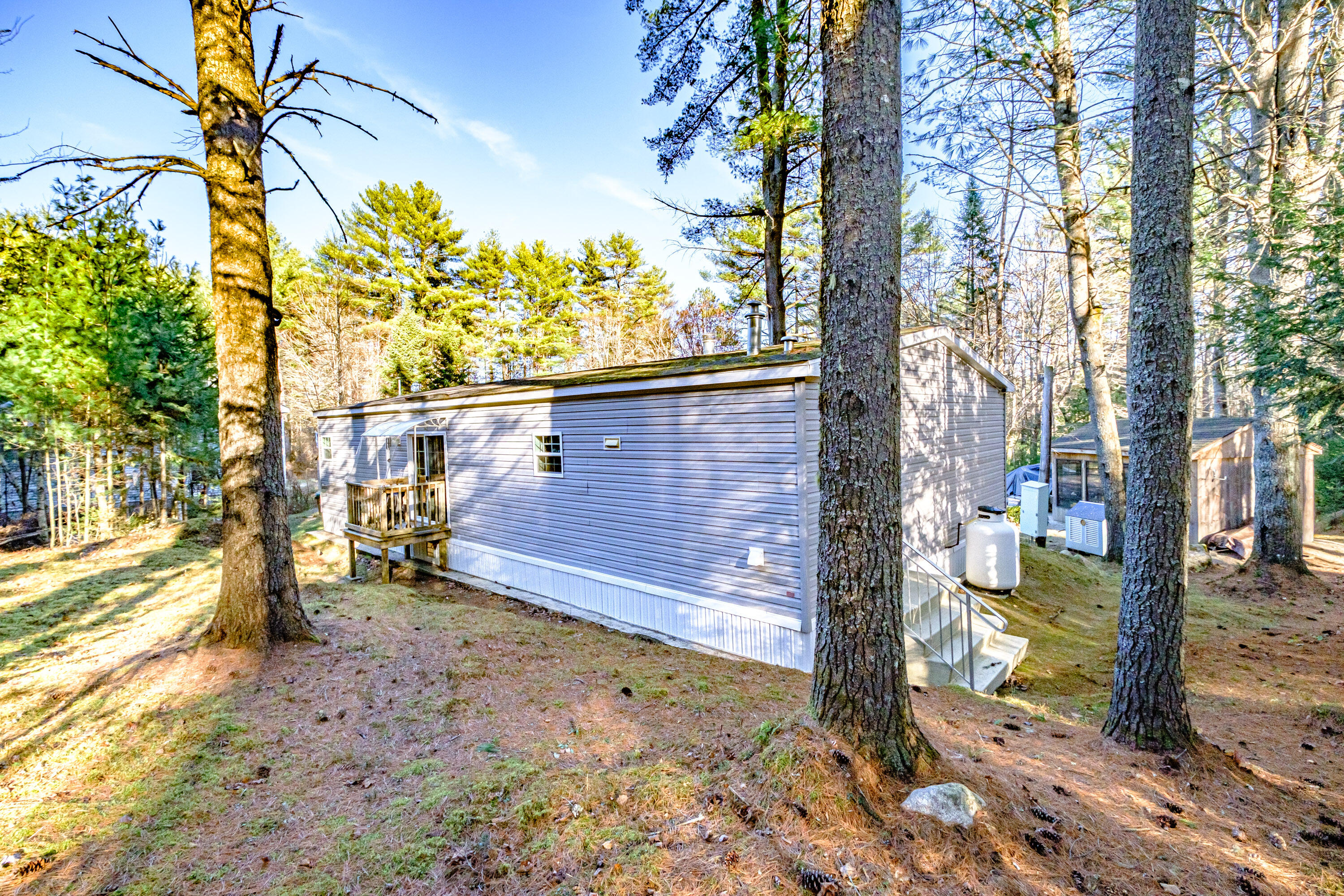 29 Rich Road Harrison ME 04040