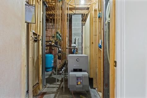 8 Oakland Street Saco ME 04072