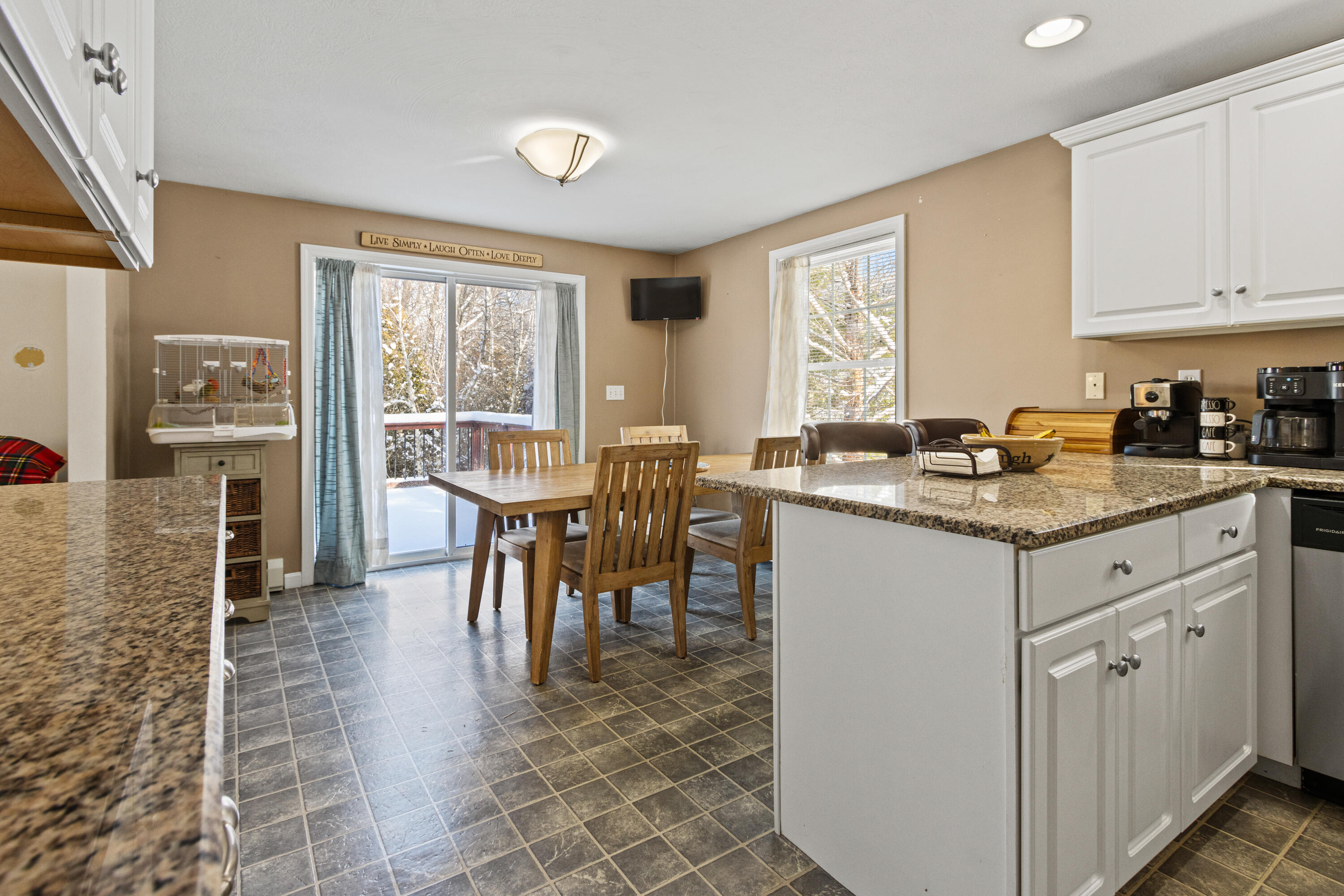 8 Oakland Street Saco ME 04072