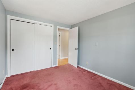 68 Tenney Street Yarmouth ME 04096