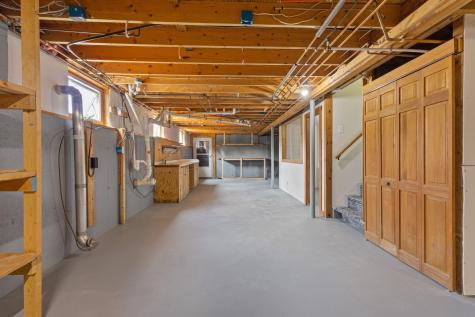 142 Hacker Road Brunswick ME 04011