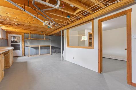 142 Hacker Road Brunswick ME 04011