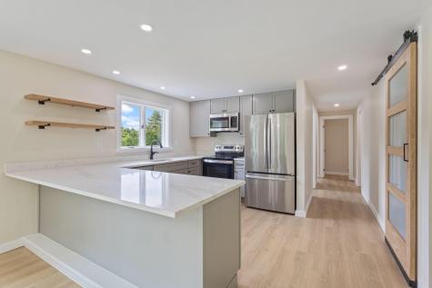 142 Hacker Road Brunswick ME 04011