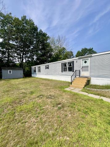 40 Circle Drive Lewiston ME 04240