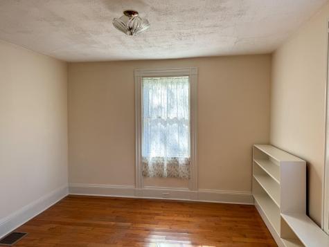 339 Essex Street Bangor ME 04401