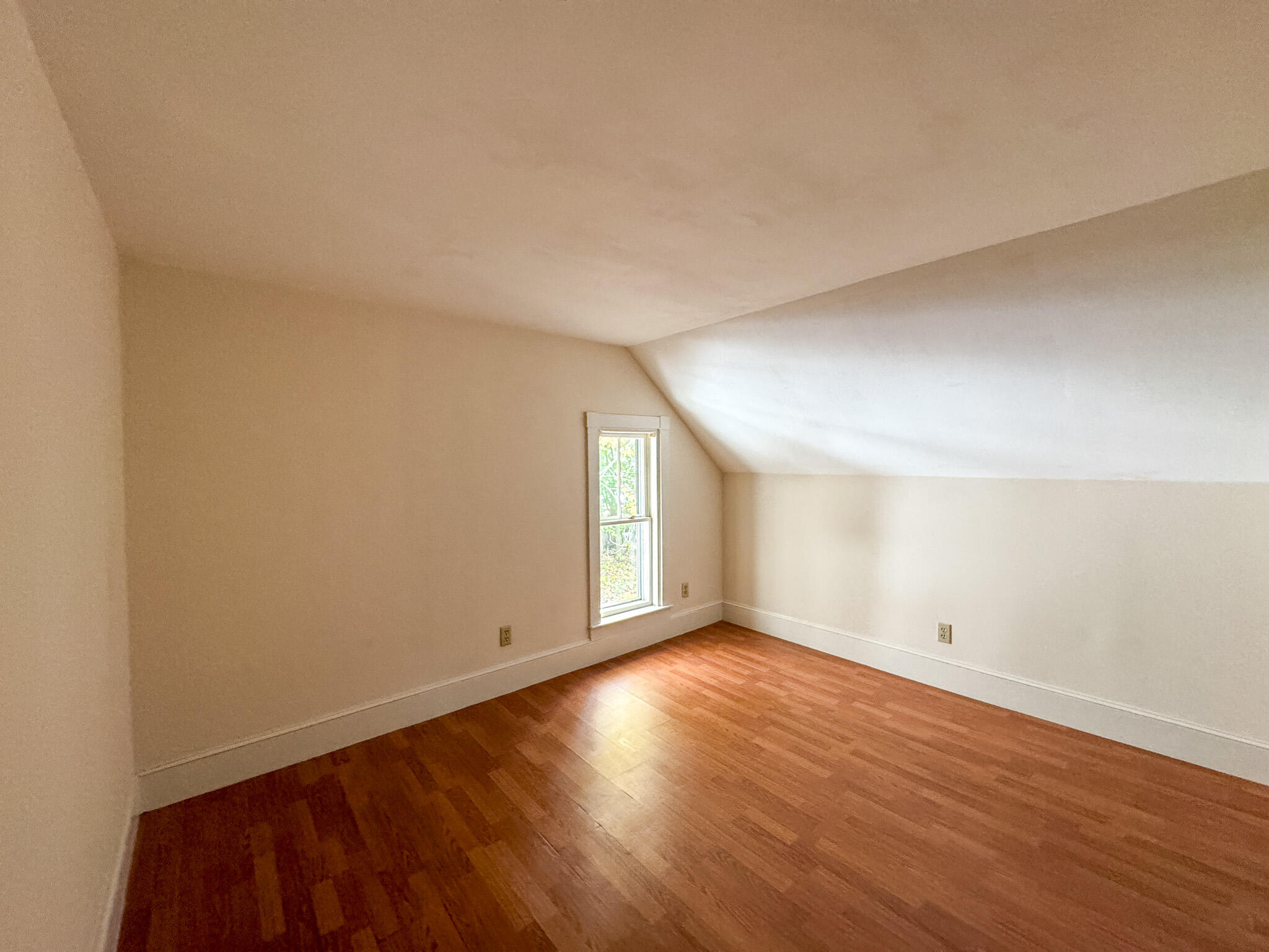 339 Essex Street Bangor ME 04401