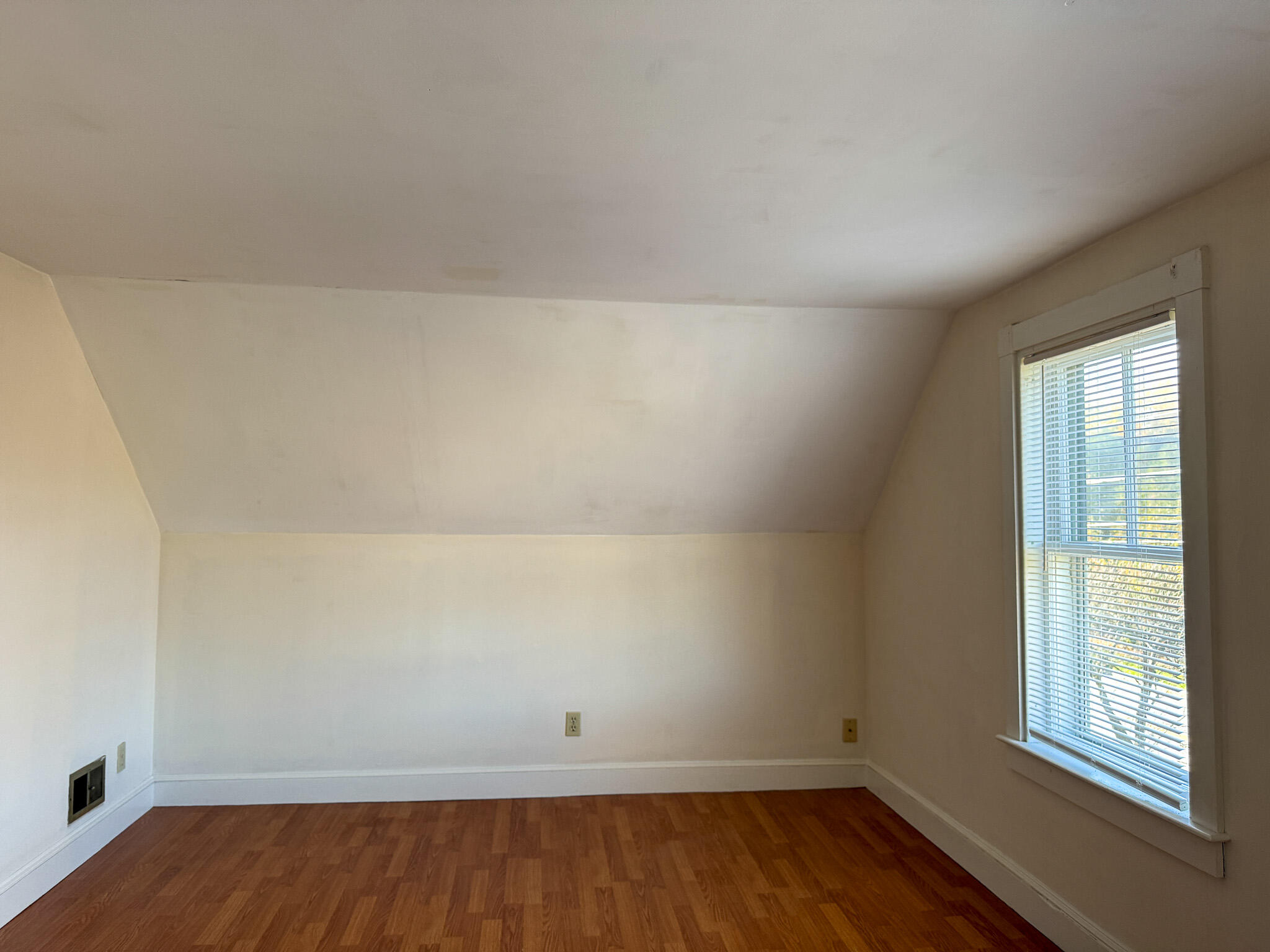 339 Essex Street Bangor ME 04401