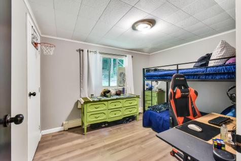 328 Eight Rod Road Augusta ME 04330