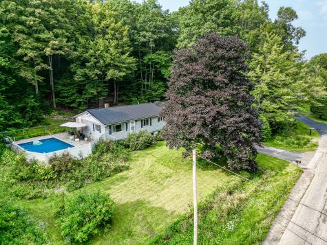 328 Eight Rod Road Augusta ME 04330