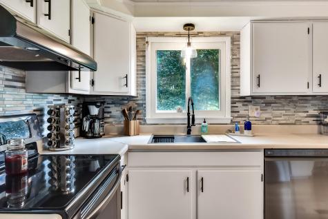 328 Eight Rod Road Augusta ME 04330