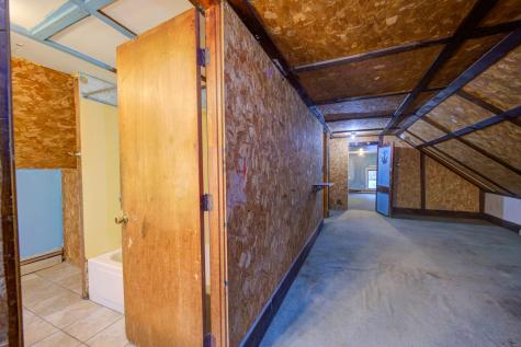 33 Richville Road Standish ME 04084