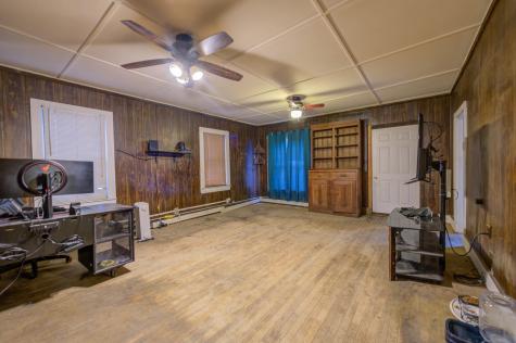 33 Richville Road Standish ME 04084