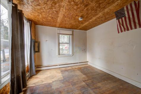 33 Richville Road Standish ME 04084