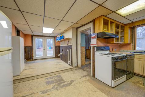 33 Richville Road Standish ME 04084