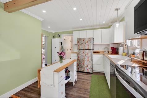677 Middle Street Bath ME 04530