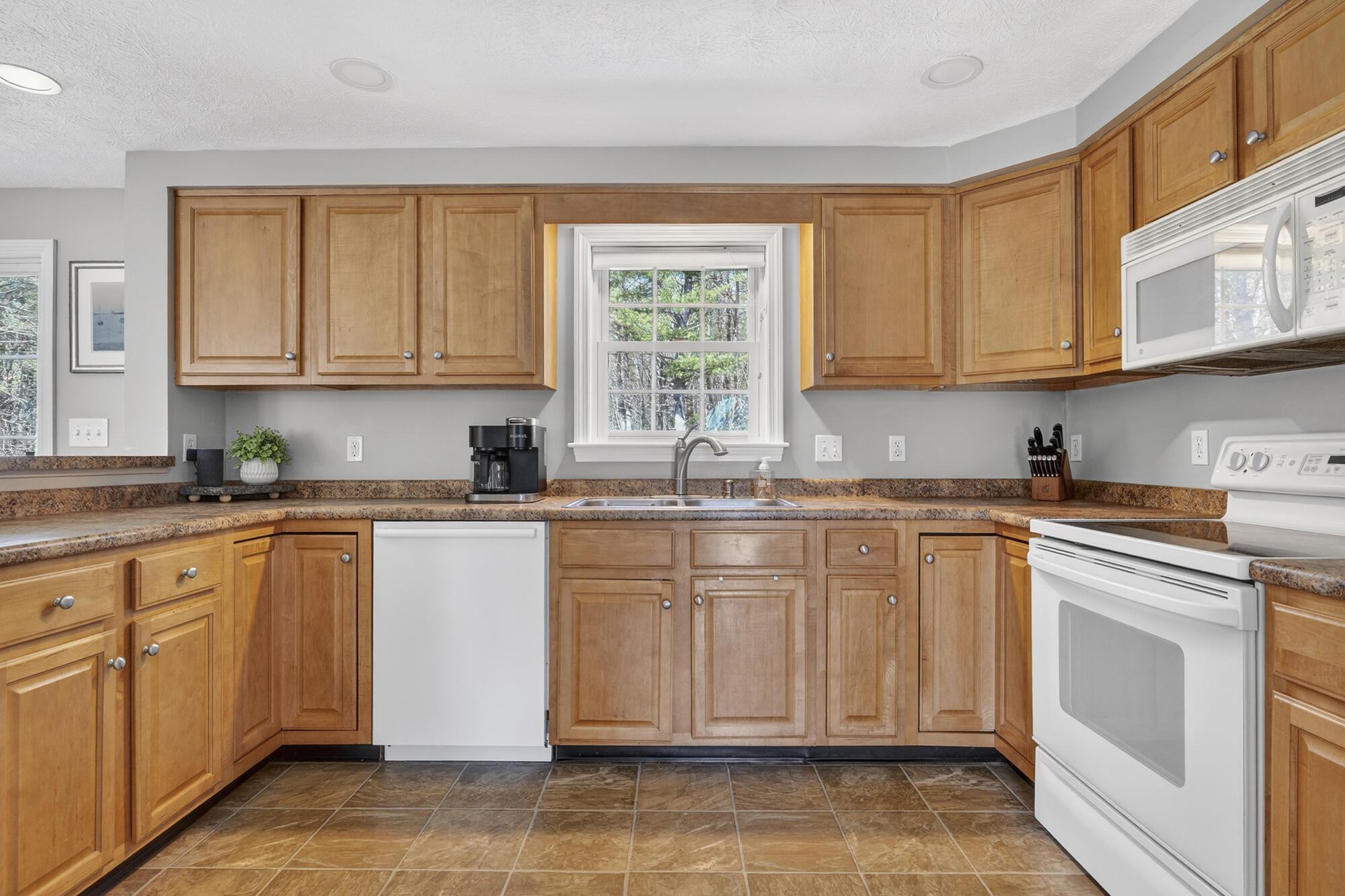 86 Gateway Commons Drive Gorham ME 04038