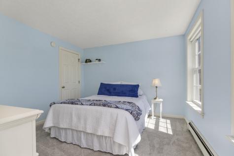 86 Gateway Commons Drive Gorham ME 04038