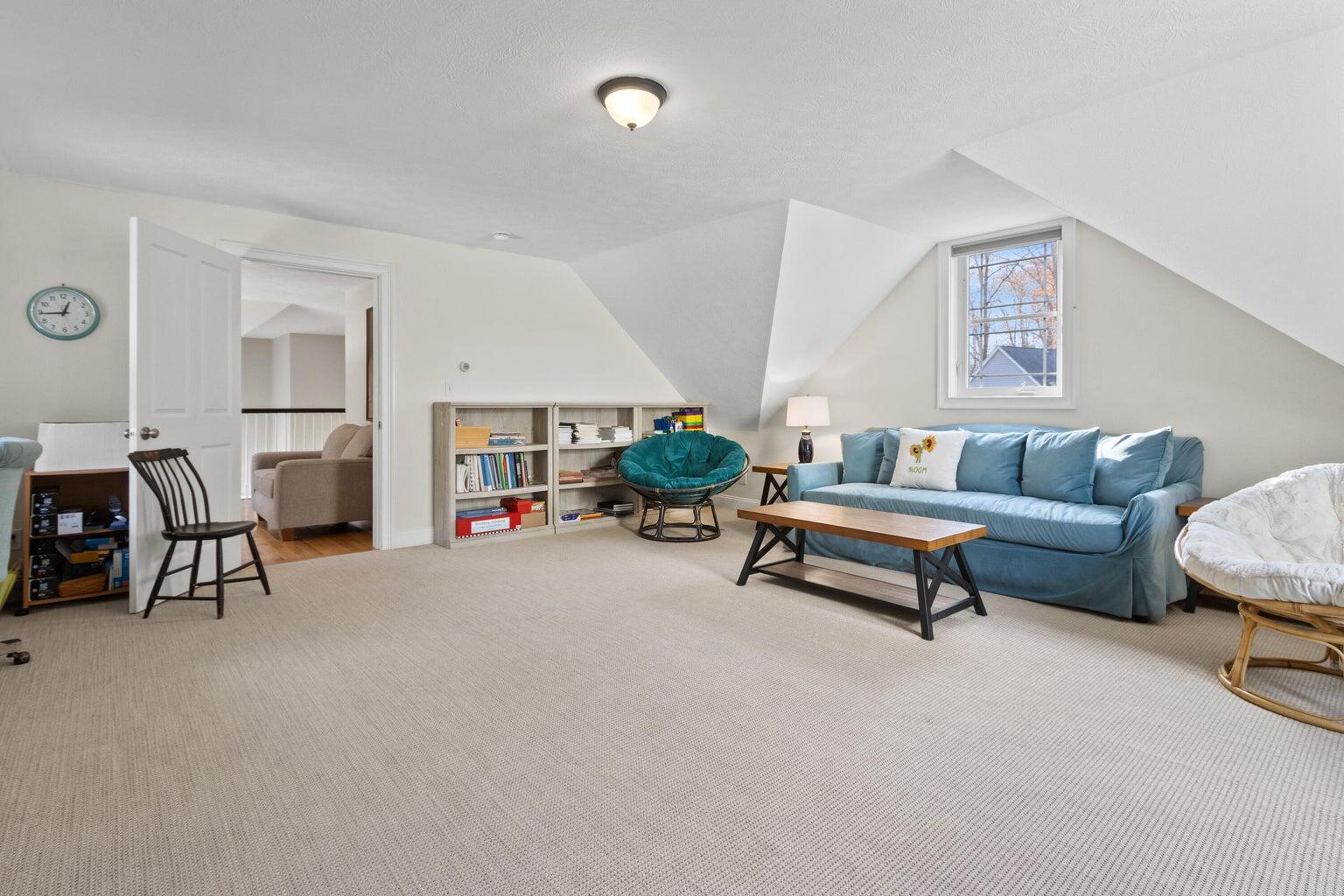 3 Izzy Lane Kittery ME 03904