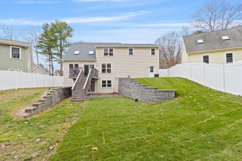 3 Izzy Lane Kittery ME 03904