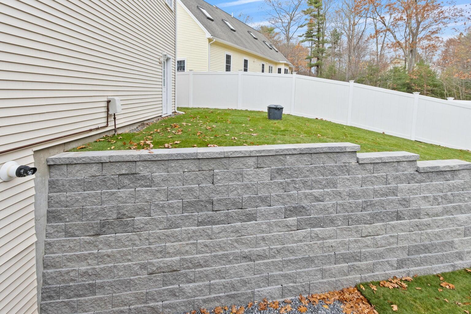 3 Izzy Lane Kittery ME 03904