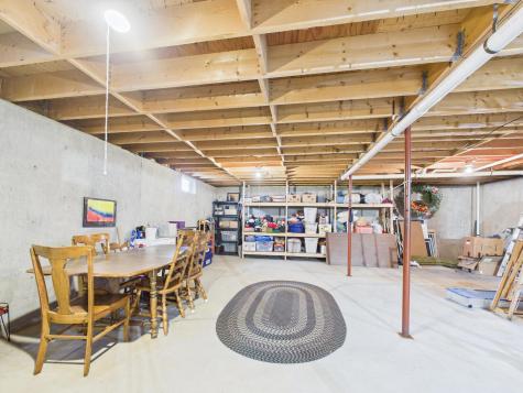 32 Lynn Drive Caribou ME 04736