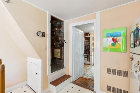 16 Oak Street Kennebunkport ME 04046