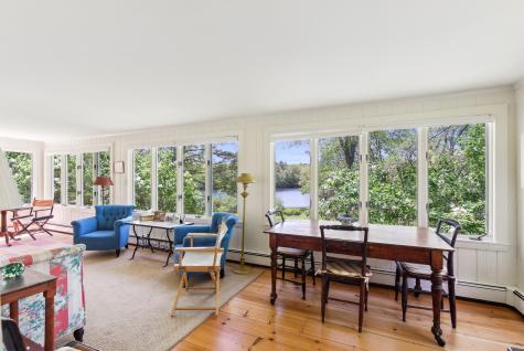 16 Oak Street Kennebunkport ME 04046