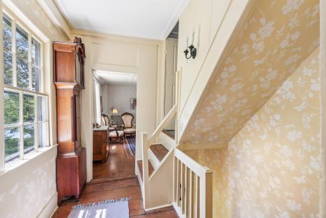 16 Oak Street Kennebunkport ME 04046