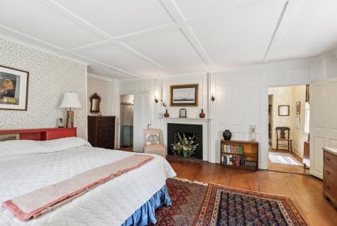 16 Oak Street Kennebunkport ME 04046