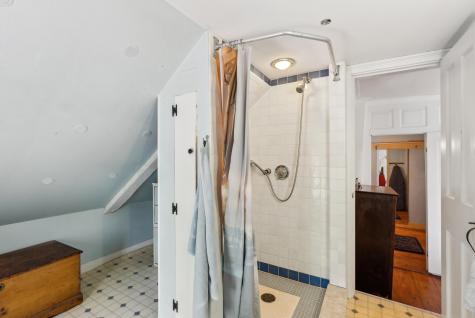 16 Oak Street Kennebunkport ME 04046