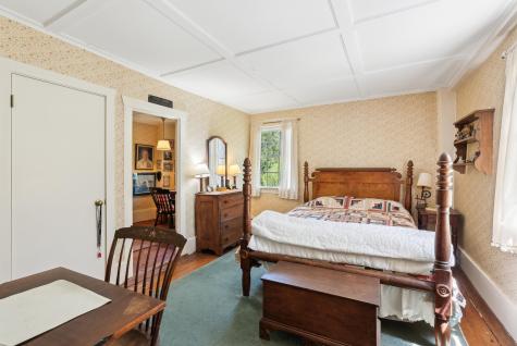 16 Oak Street Kennebunkport ME 04046