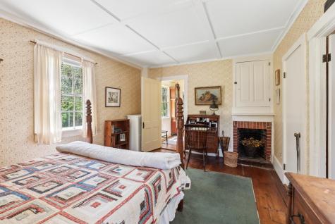 16 Oak Street Kennebunkport ME 04046