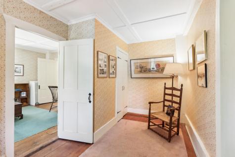 16 Oak Street Kennebunkport ME 04046