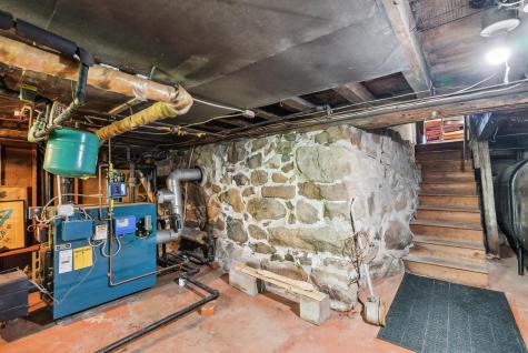 16 Oak Street Kennebunkport ME 04046